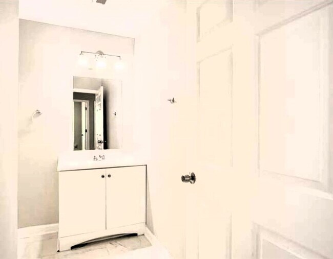 Building Photo - 1967 Faith Cv