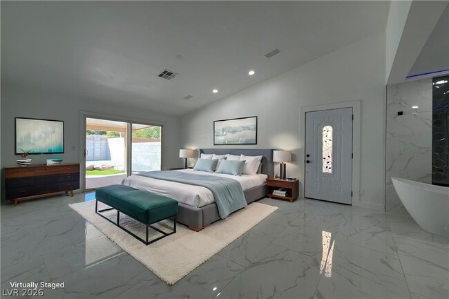 Building Photo - 3809 Cranbrook Hill St