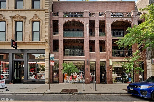 Building Photo - 1035 W Madison St