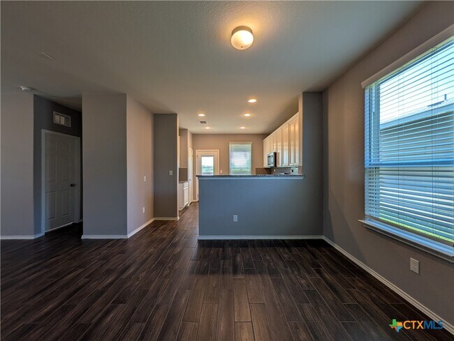 Building Photo - 357 Autumn Blaze