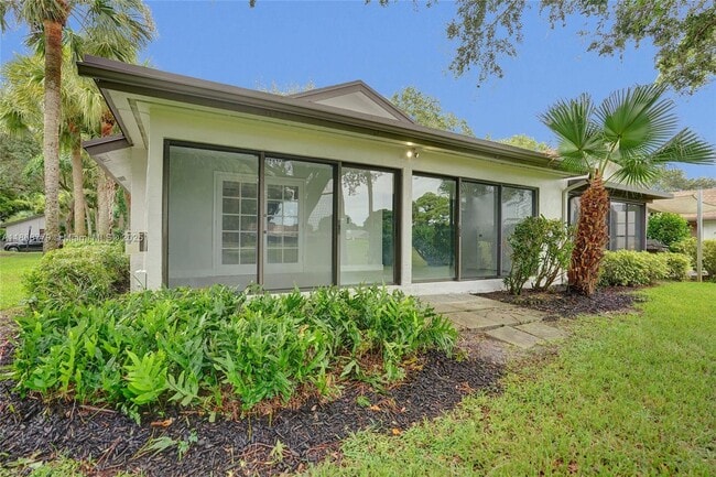 Building Photo - 3821 Arelia Dr