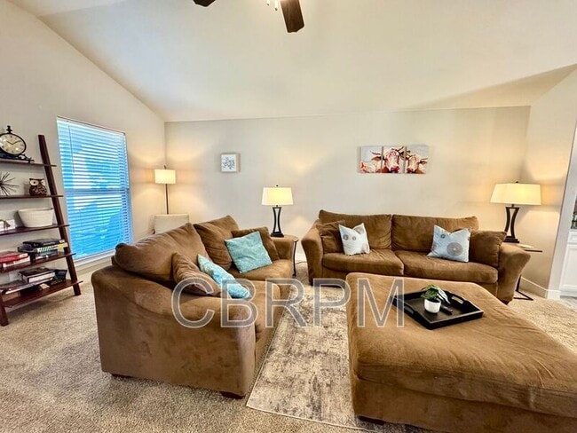 Building Photo - 3108 Urbana Ave