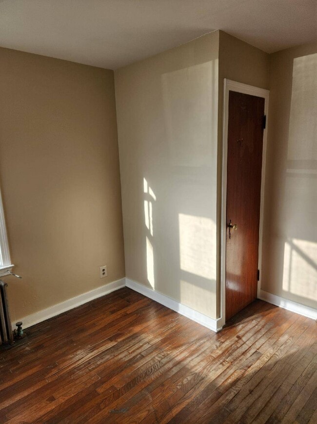 Building Photo - 2120 Highland Ave