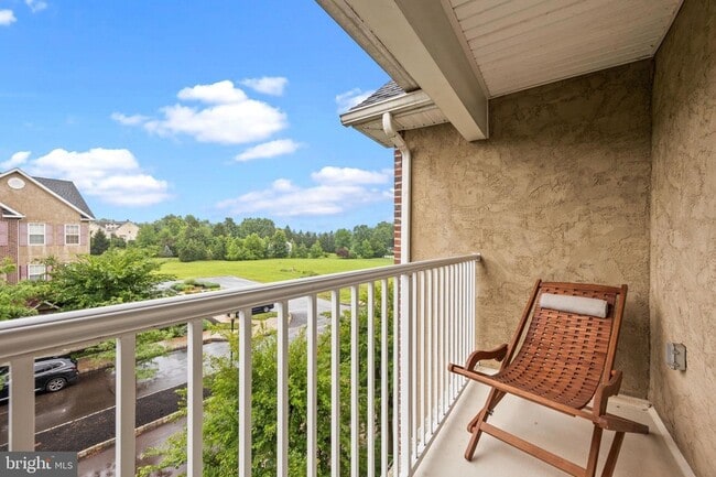 Building Photo - 3854 Ashland Dr