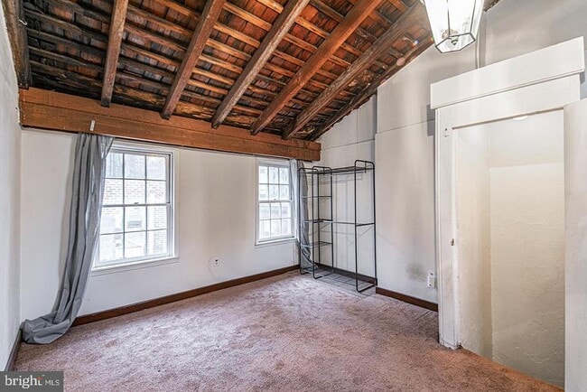 Building Photo - 2013 Moravian St