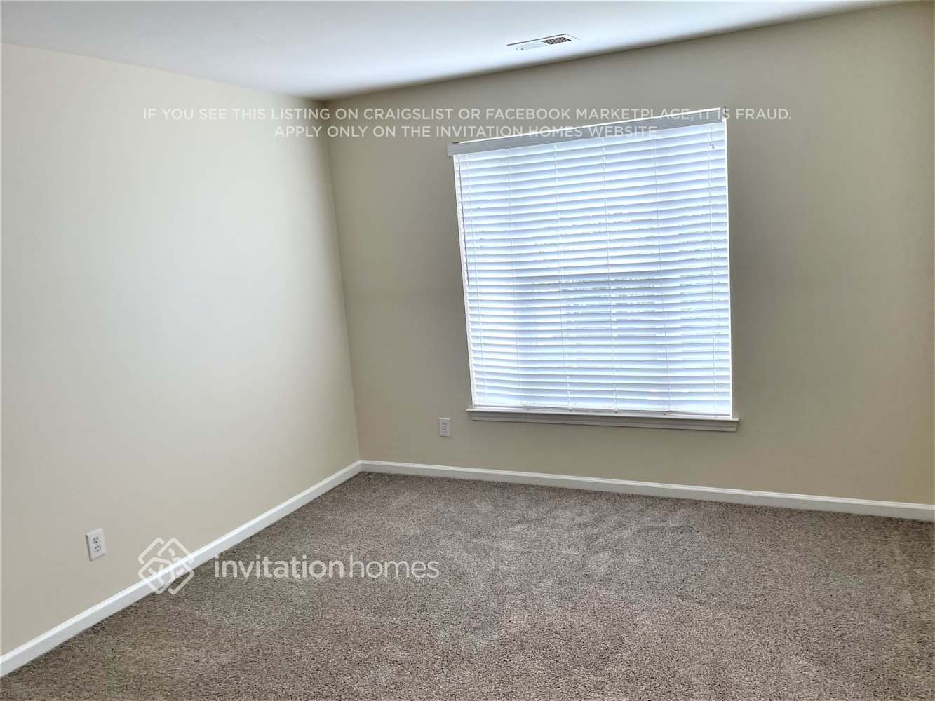 Building Photo - 212 Alnwick Ln