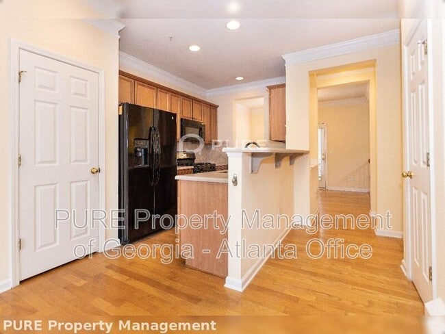 Building Photo - 1741 Highlands View Dr