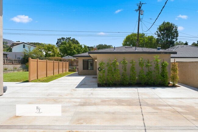 Building Photo - 414 Stedman Pl