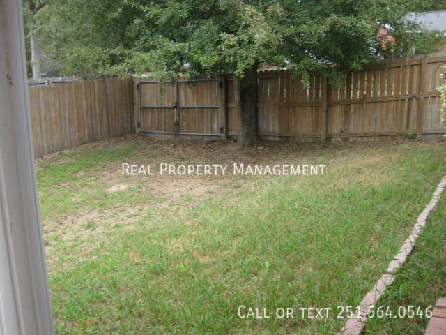 Building Photo - 1622 Parkmoor Ct