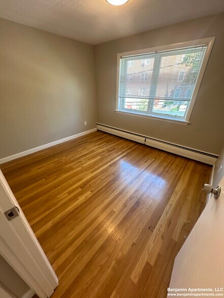 Building Photo - 50 Evergreen St