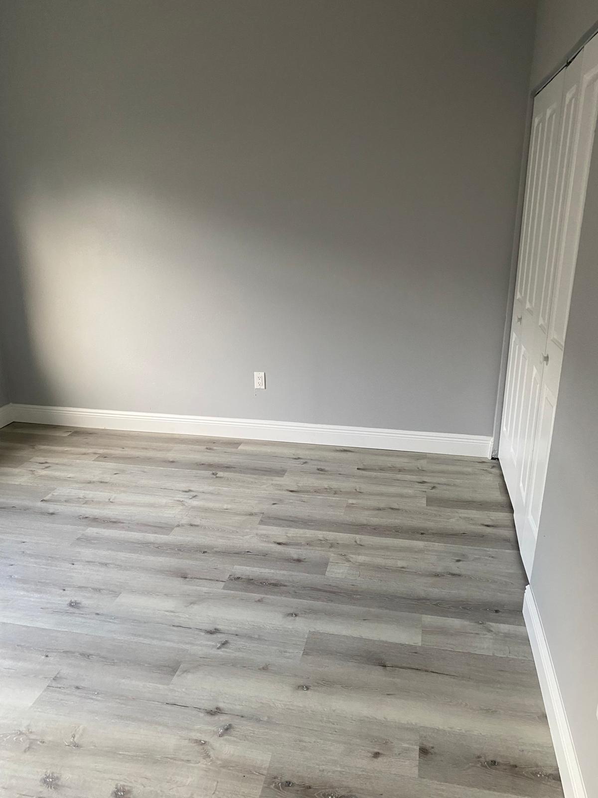 Building Photo - 1341 Flaxwood Ave