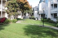 Building Photo - Ideal Location. .. Walk to Bart, Costco, Starbucks, Trader Joes, Kaiser Hospital
