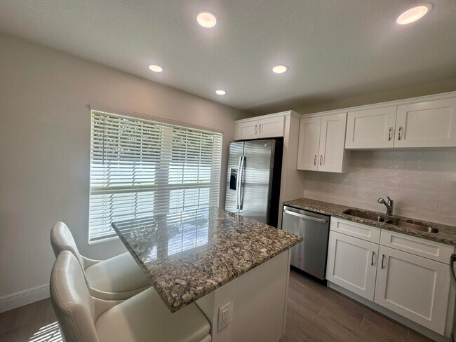 Building Photo - 12538 Pineacre Ln