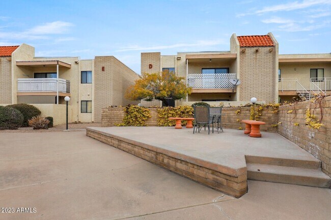 Building Photo - 16635 N Cave Creek Rd
