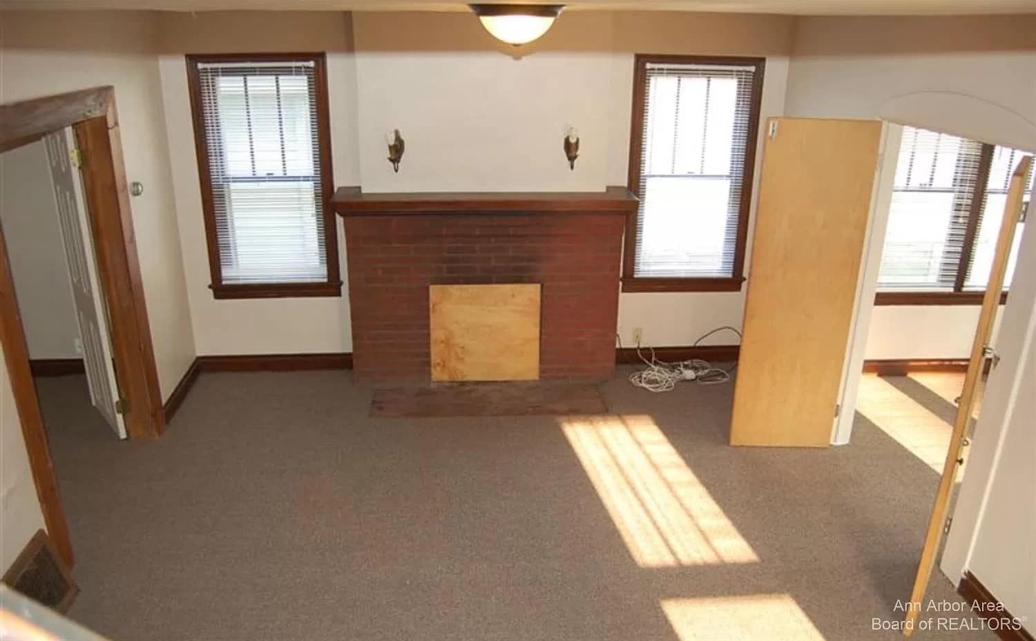 Building Photo - 109 Hill St