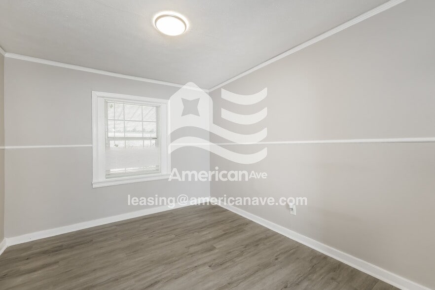 Building Photo - 816 Monterey St