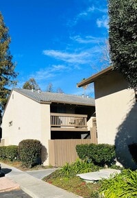 Building Photo - Upper Level Condominium in Station West