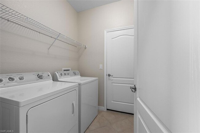 Building Photo - 7959 Princeton Dr