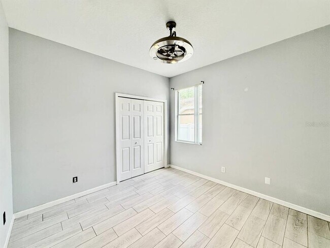 Building Photo - 4301 River Close Blvd