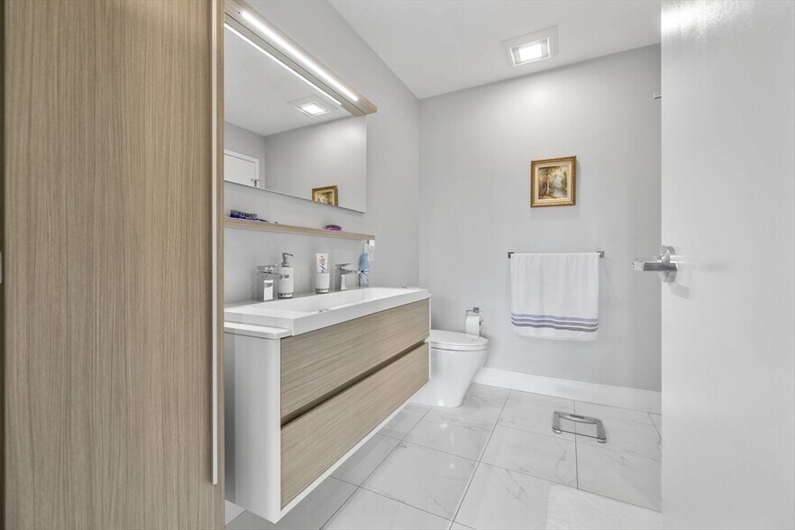 Building Photo - 150 Dorchester Ave