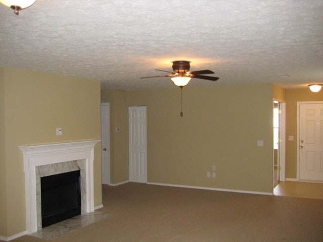 Building Photo - 2649 Sutherland Dr