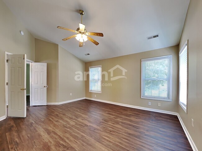 Building Photo - 1520 Arden Court