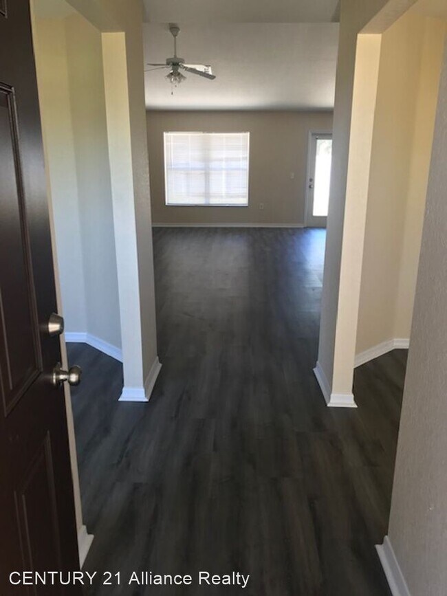 Building Photo - 3 br, 2 bath House - 12448 Hanley Drive