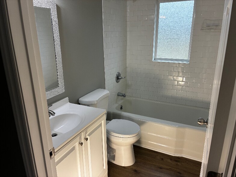 Building Photo - 800 Dodson Mill Rd