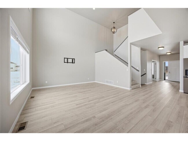 Building Photo - 4759 32nd St S