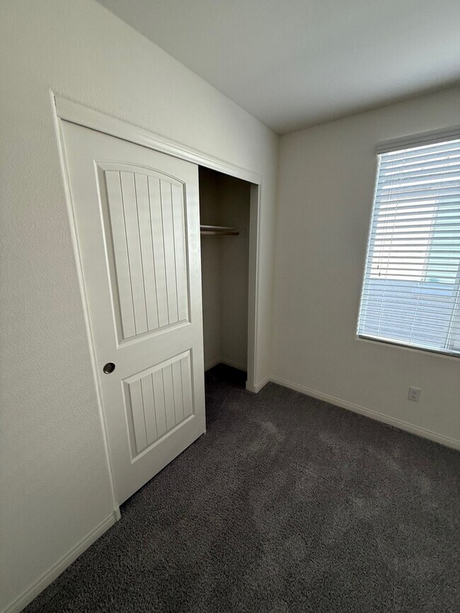 Building Photo - 8069 Athos Ct
