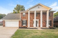 Building Photo - 312 Clarington Dr