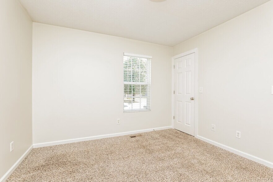 Building Photo - 1621 Antebellum Dr