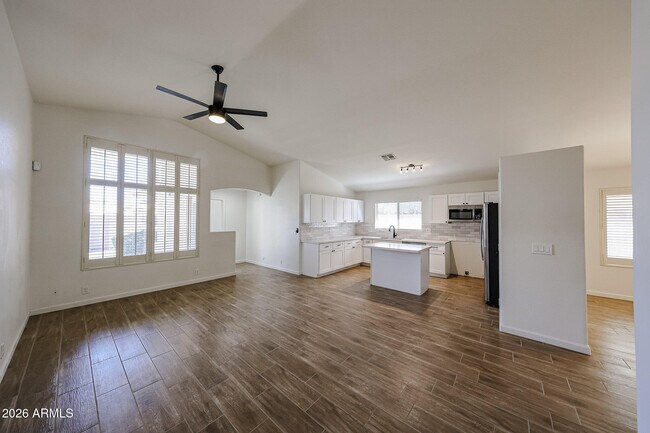 Building Photo - 4047 E Jojoba Rd