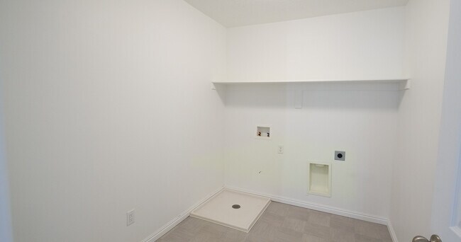 Building Photo - 1975 W 950 N