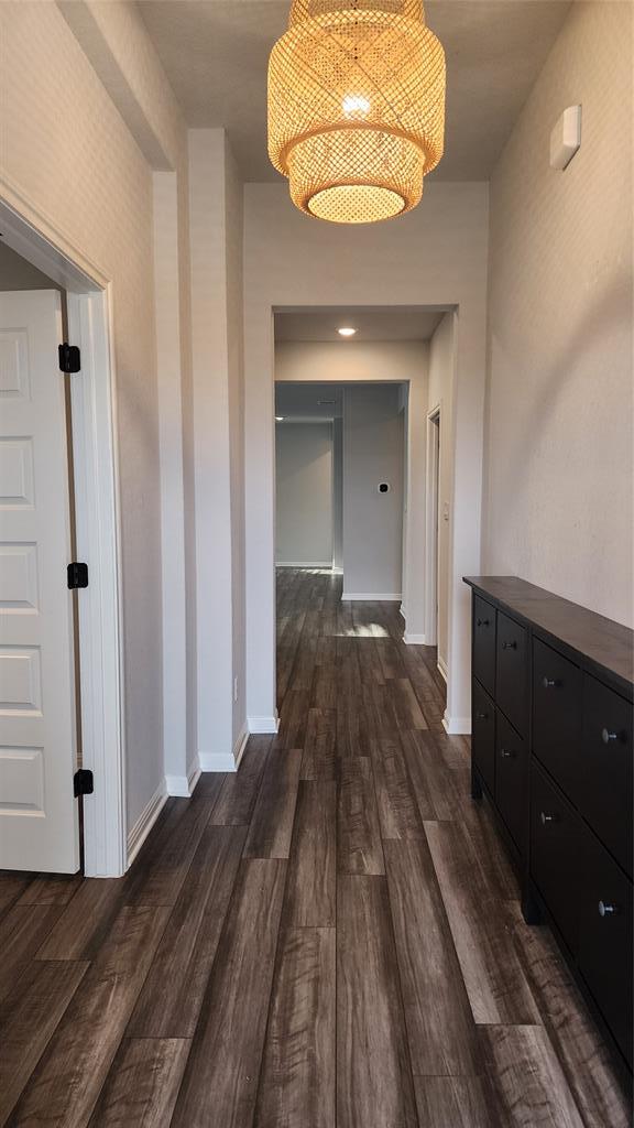 Building Photo - 704 Giorgio Moroder Dr