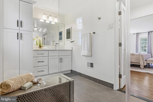 Building Photo - 9312 Sprinklewood Ln