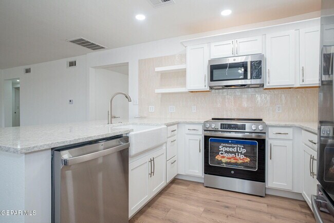 Building Photo - 6302 Wieland Way