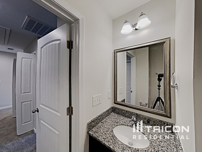 Building Photo - 937 Dawsons Park Wy