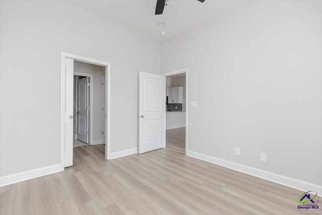 Building Photo - 1009 Northside Dr