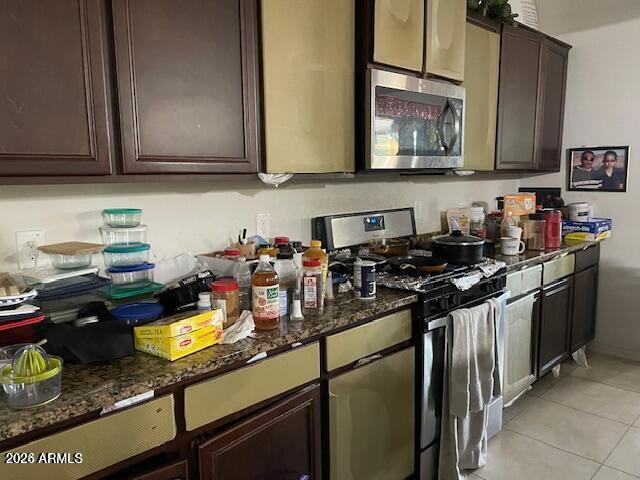 Building Photo - 1911 E Horseshoe Dr