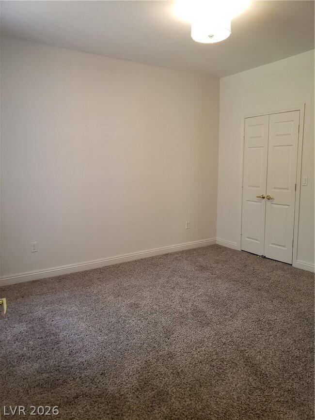 Building Photo - 8000 W Badura Ave