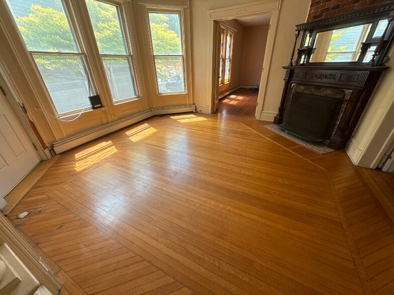 Building Photo - 60 Hudson Ave