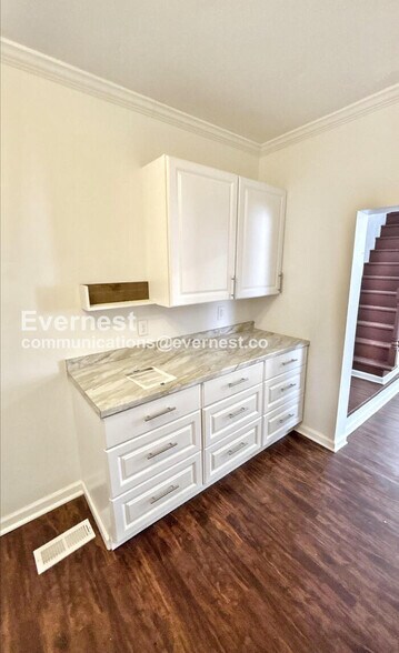 Building Photo - 7613 Virginia Ave