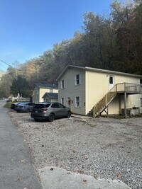 Building Photo - 138 Taylor Rd