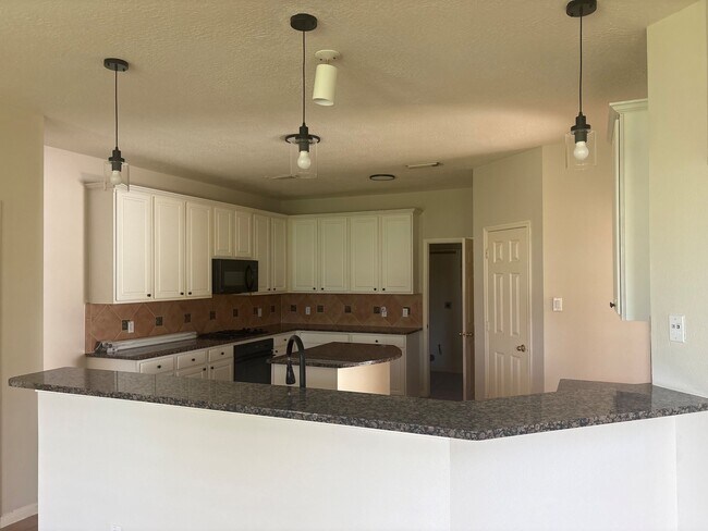 Building Photo - 11607 Bay Ledge Dr