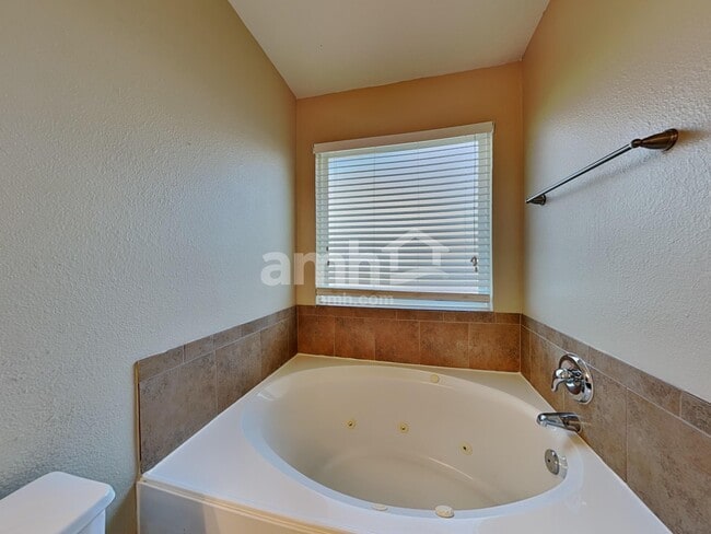 Building Photo - 5847 Plantation Forest Dr