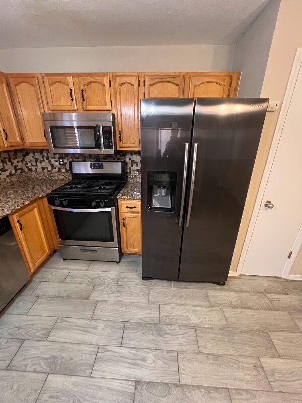 Building Photo - 2365 Tierra Humeda Dr