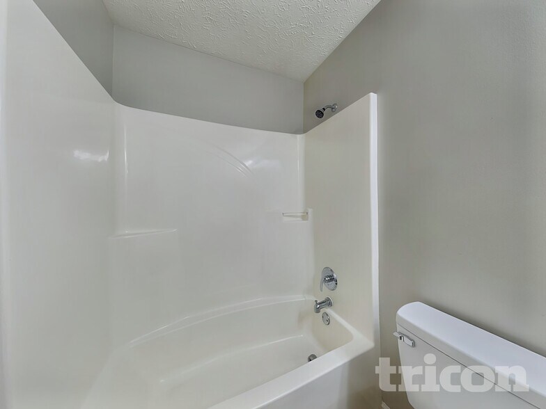 Building Photo - 4907 Long Iron Dr