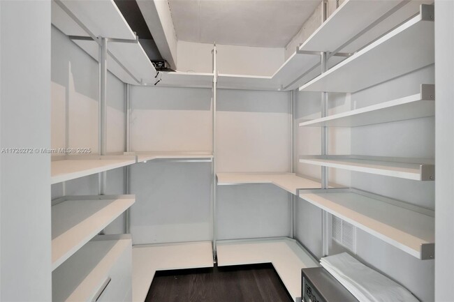 Building Photo - 1749 NE Miami Ct