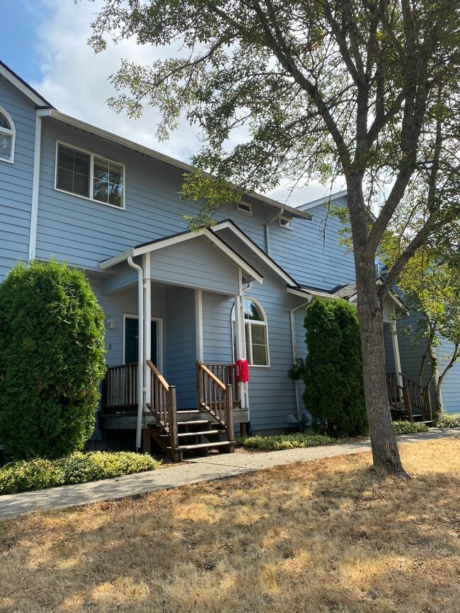 Building Photo - 6312 Barstow Ln SE
